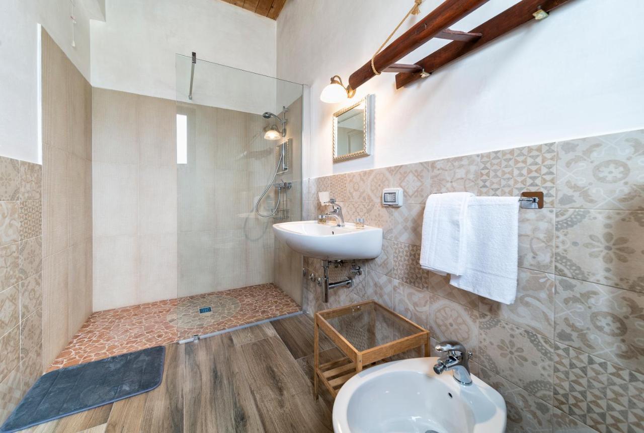 Agriturismo Tenuta Del Grillaio Аккуавіва-делле-Фонті Екстер'єр фото